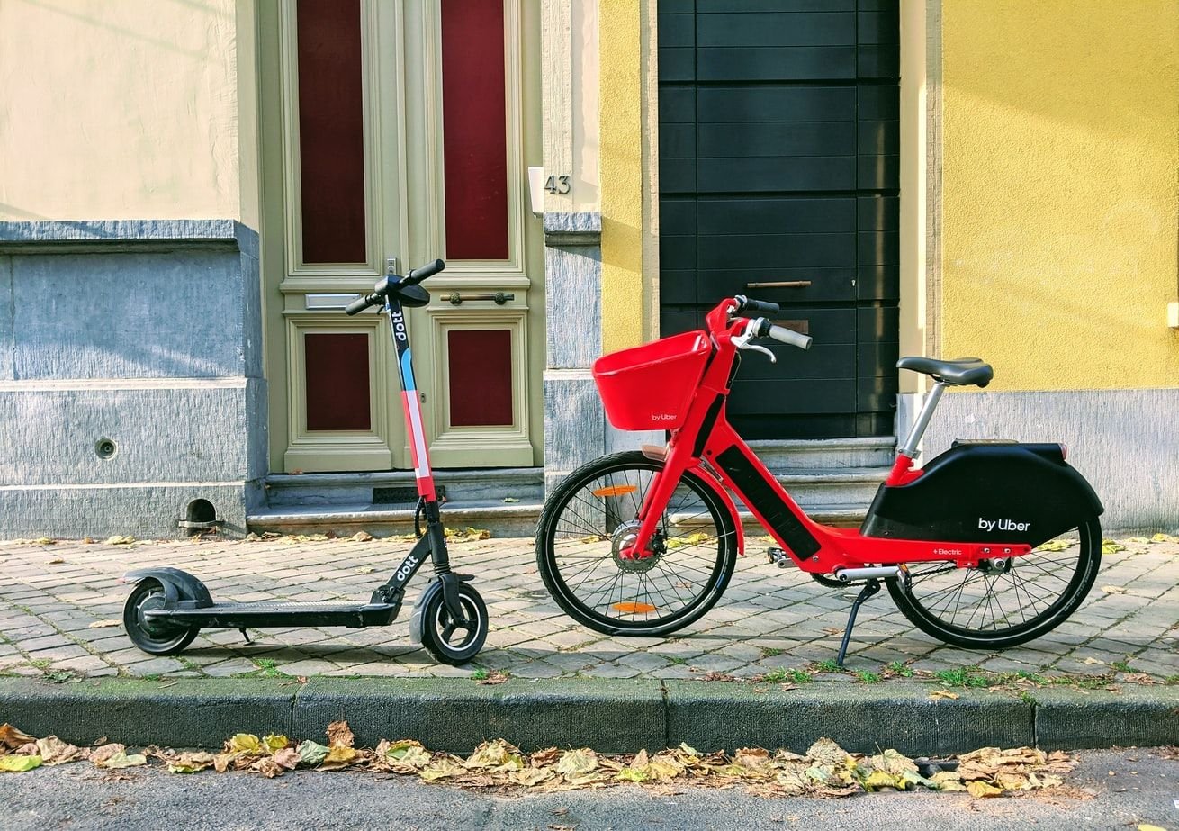 Bicicleta eléctrica vs patinete